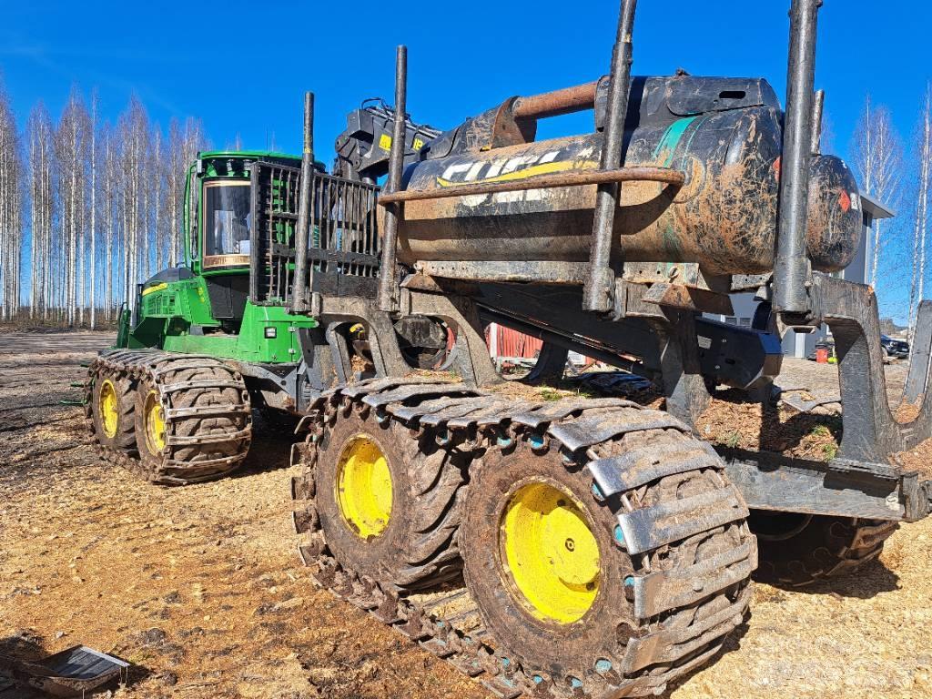 John Deere 1210G Tomruk yükleyici traktörler