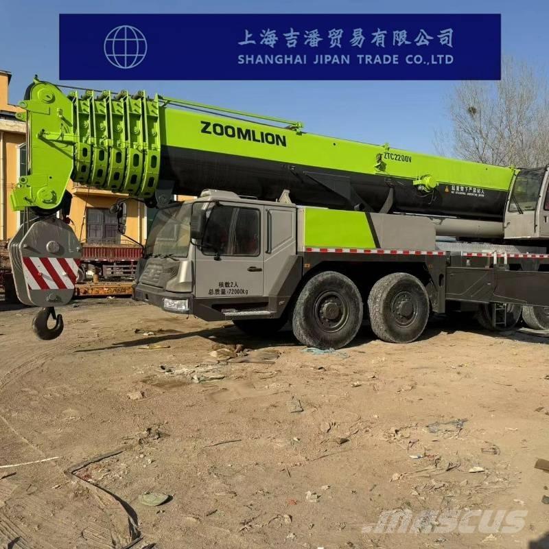 Zoomlion ZTC 2200 V Yol-Arazi Tipi Vinçler (AT)