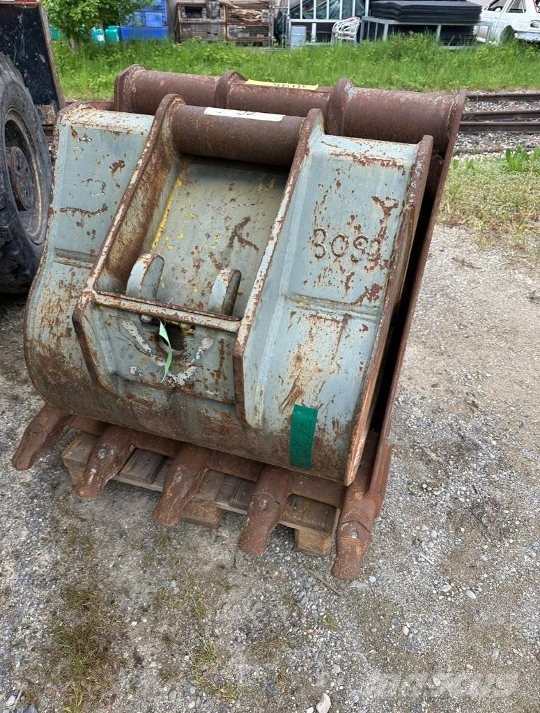 Hydrema MX 18 Lastik tekerli ekskavatörler