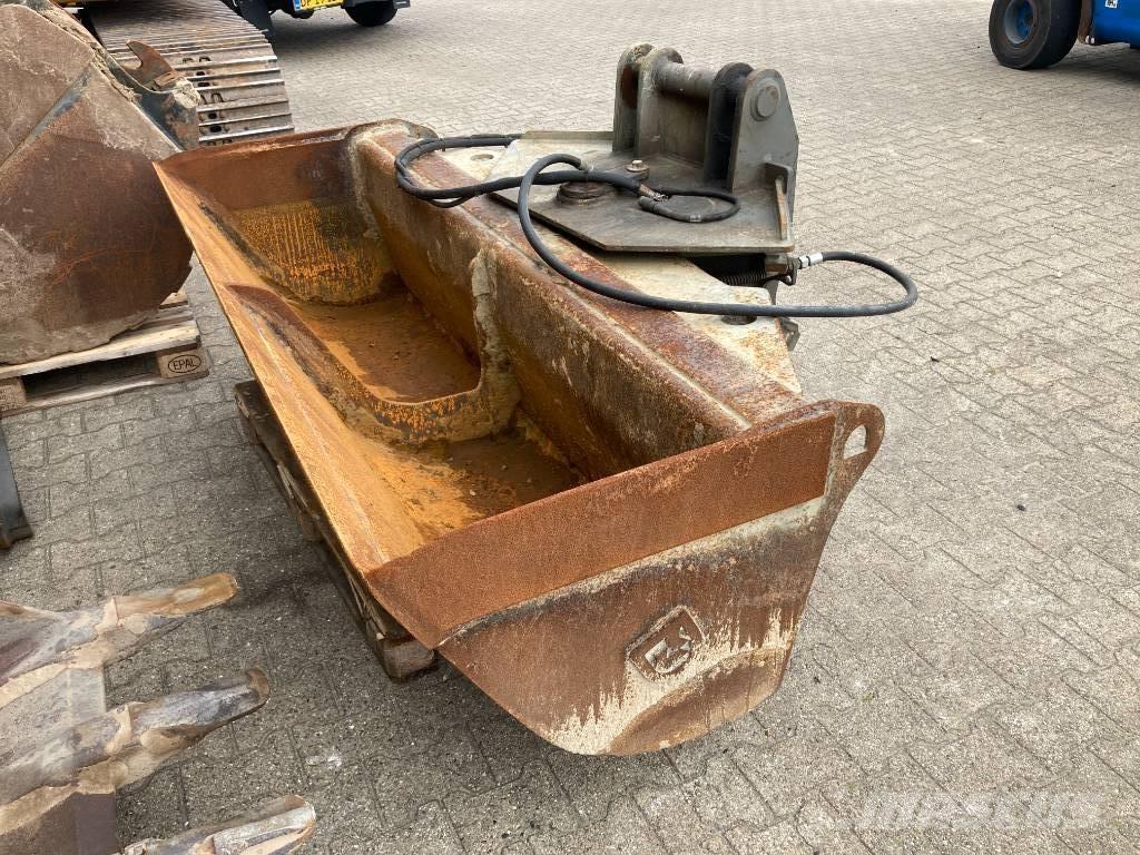 Komatsu PC 130-6K Paletli ekskavatörler