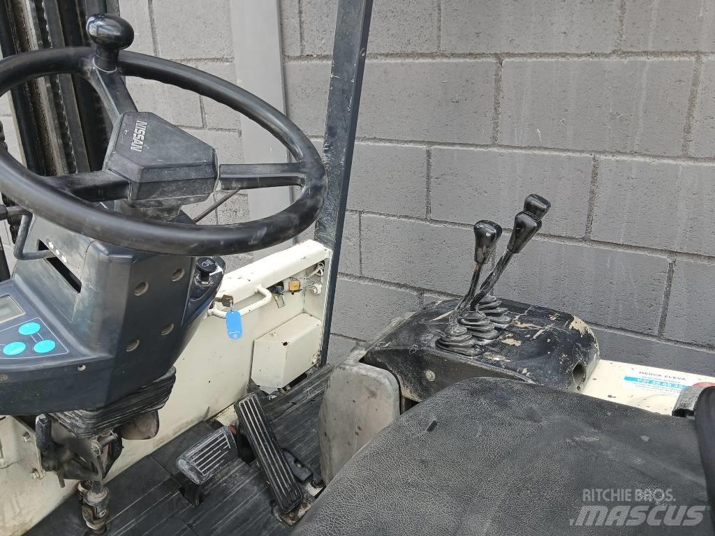 Nissan Q02 L 25 CU Elektrikli forkliftler