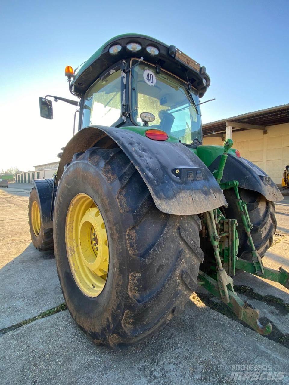 John Deere 8345 R Traktörler