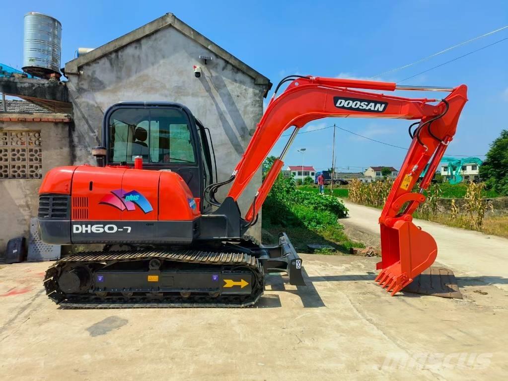 Doosan DH 60 Mini ekskavatörler, 7 tona dek
