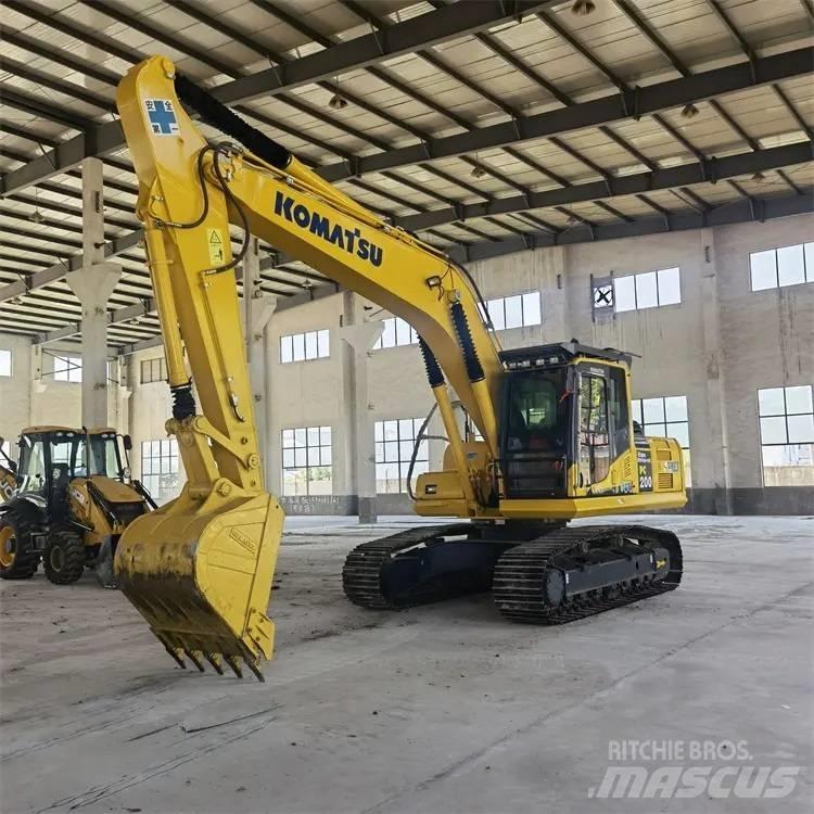 Komatsu PC200-8 Paletli ekskavatörler