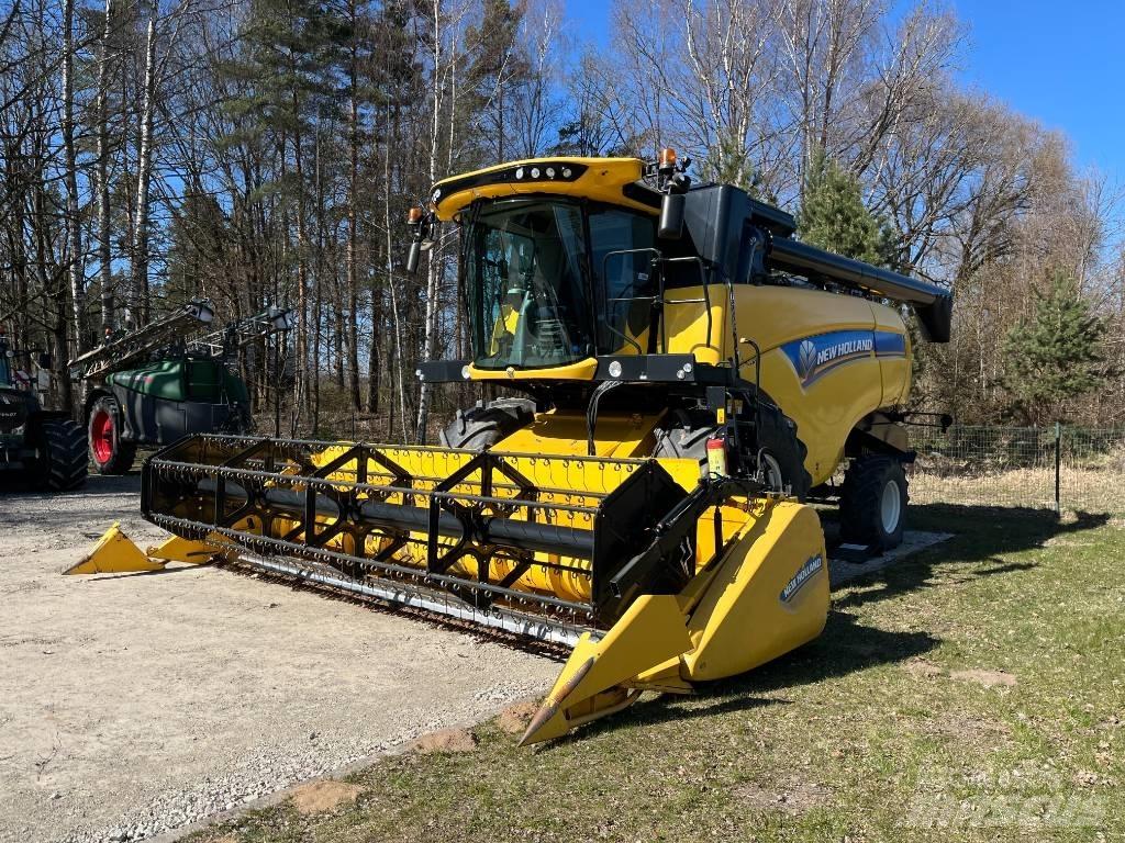 New Holland CX 6.80 Biçerdöverler