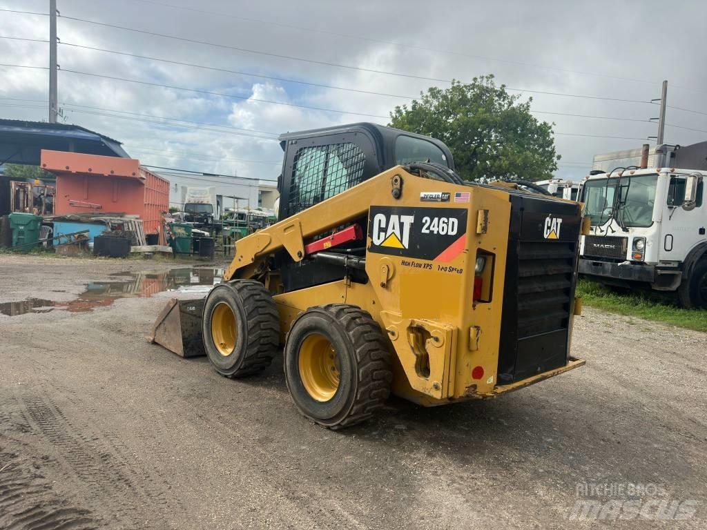 CAT 246 D Skid steer loderler