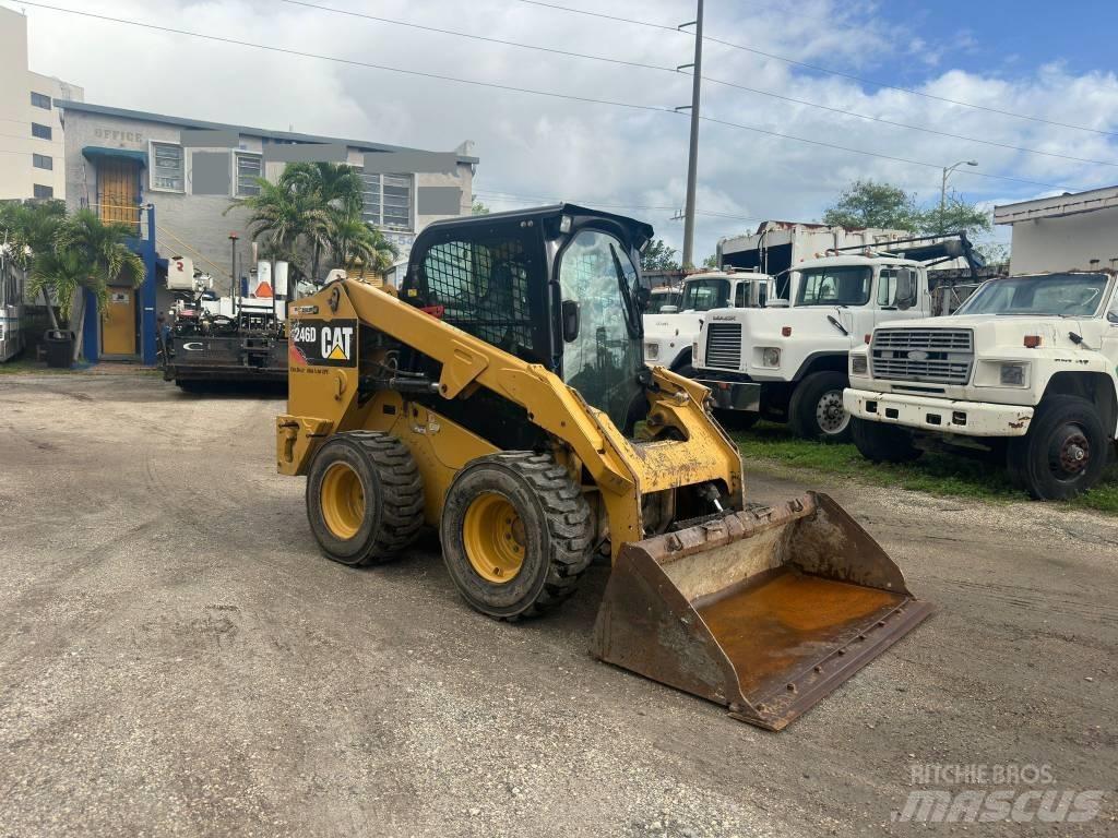 CAT 246 D Skid steer loderler