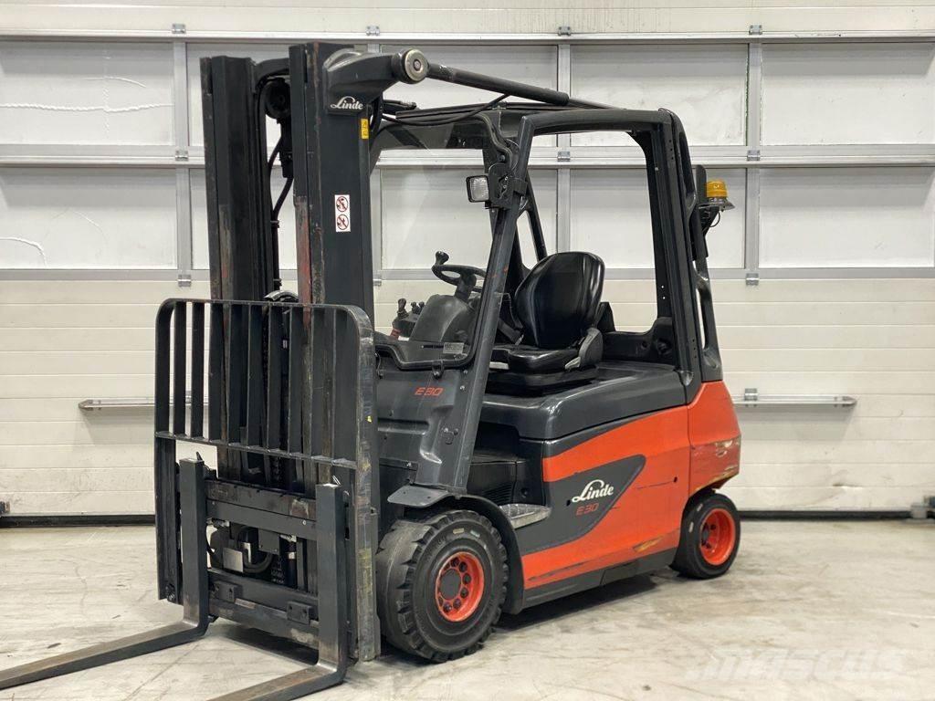 Linde E30-01 Elektrikli forkliftler