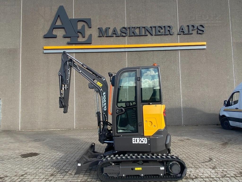 Volvo ECR 25 D Mini ekskavatörler, 7 tona dek