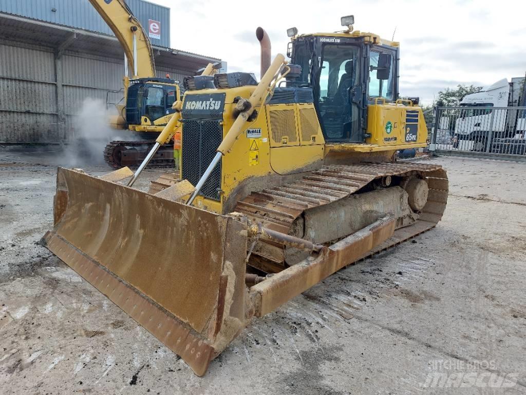 Komatsu D65PX-18 Paletli dozerler