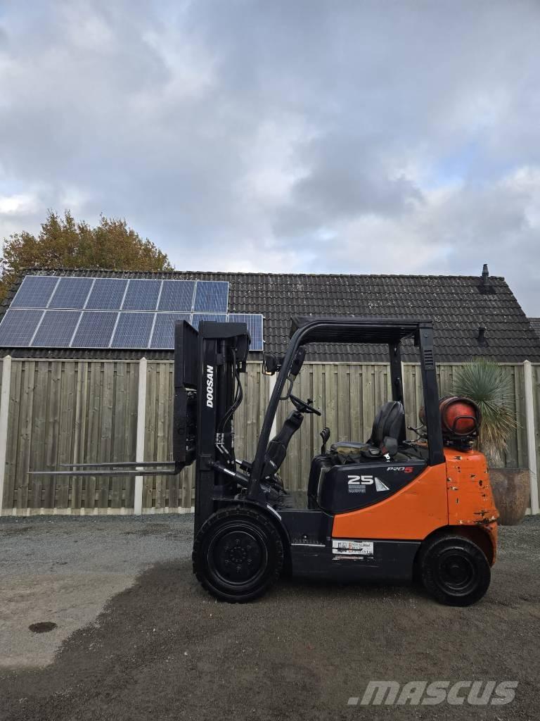 Doosan G 25 E-5 LPG'li forkliftler