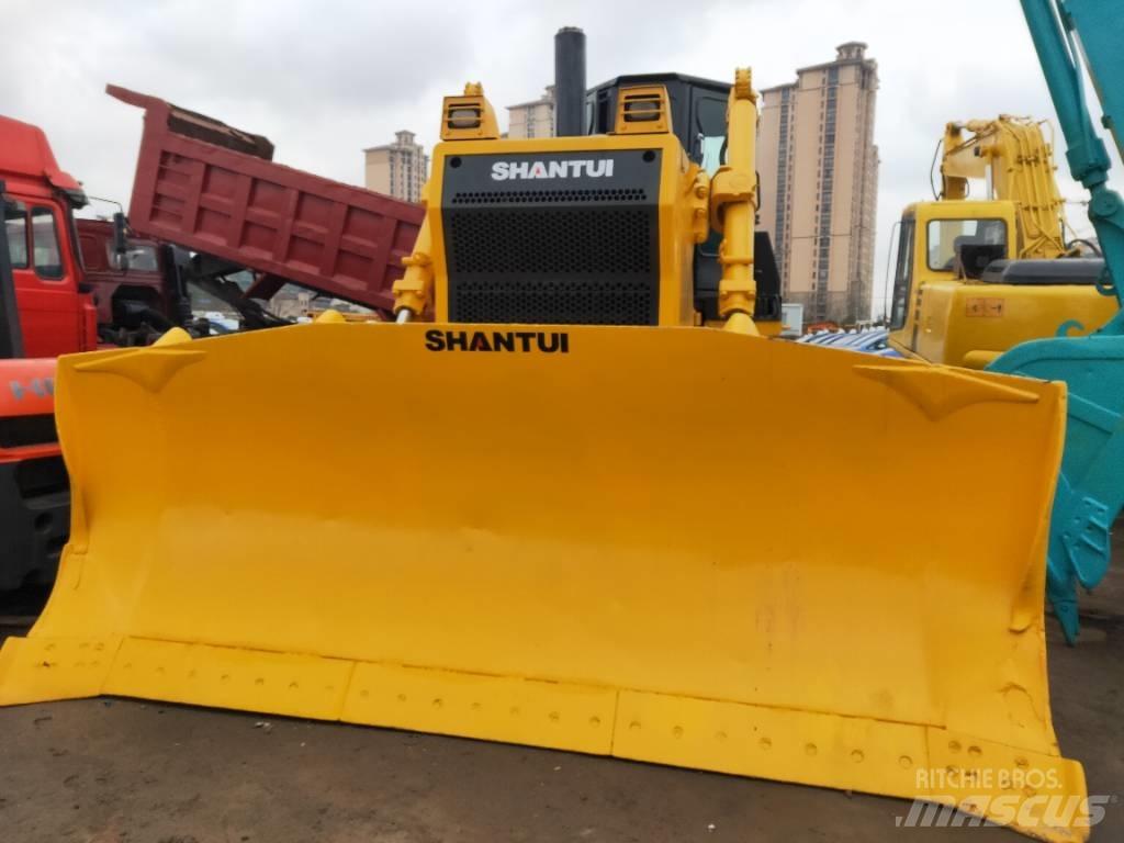Shantui SD 32 Paletli dozerler