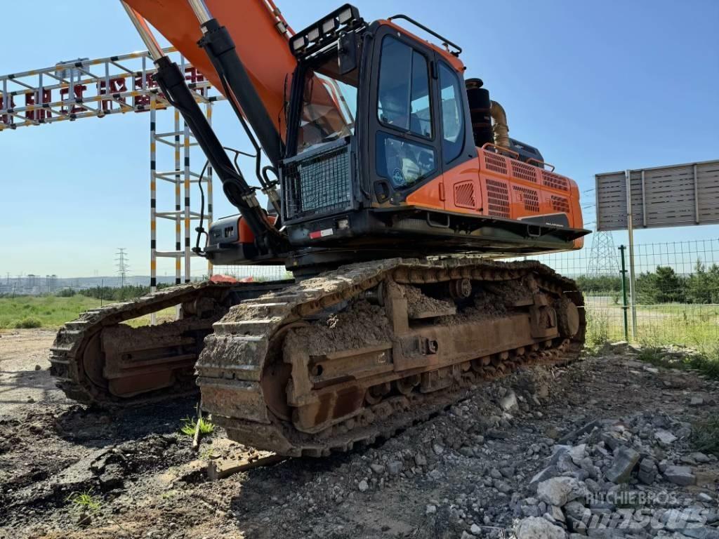 Doosan 520LC-9C Paletli ekskavatörler