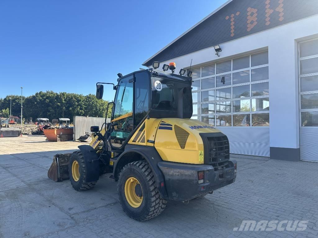 Komatsu WA 80-6 Tekerlekli yükleyiciler