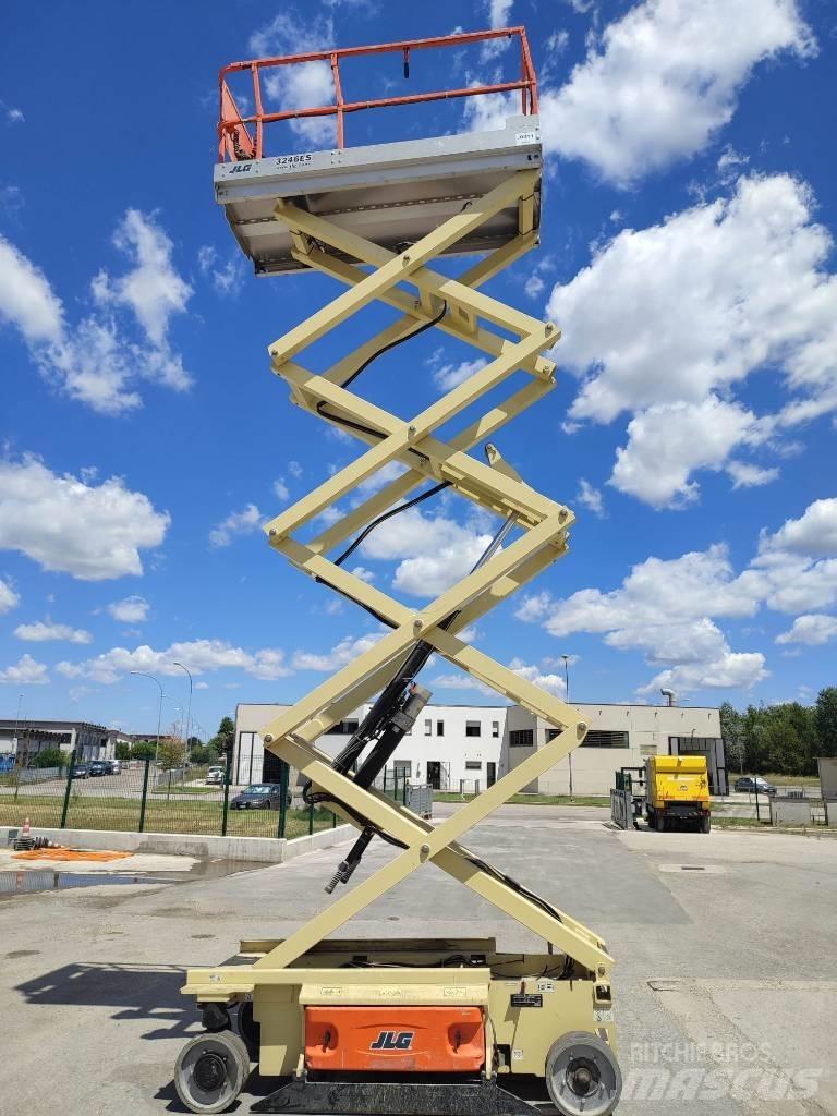 JLG 3246 ES Makasli platformlar