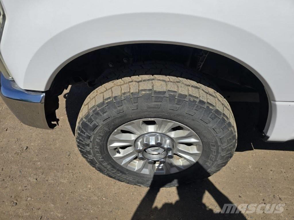 Ford F 250 FX4 Diger