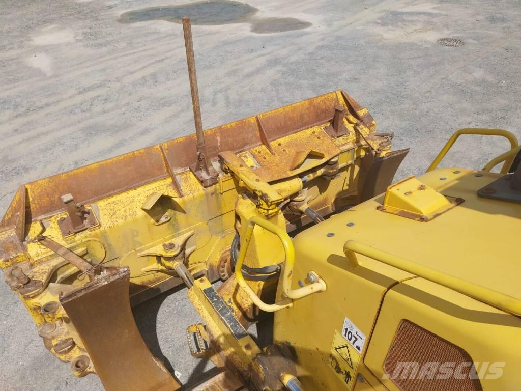 Komatsu D61PX-23 Paletli dozerler