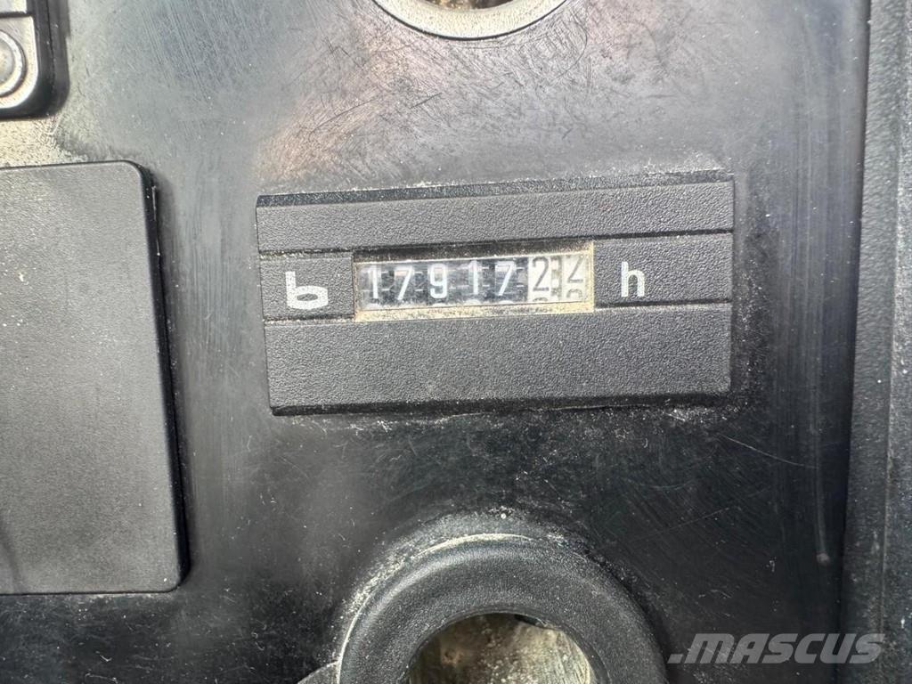 Liebherr L576 Tekerlekli yükleyiciler