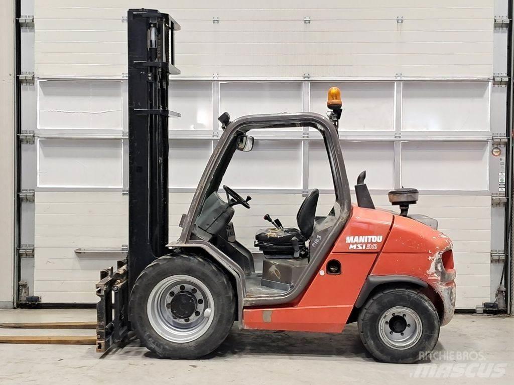 Manitou MSI30D Arazi tipi forklift