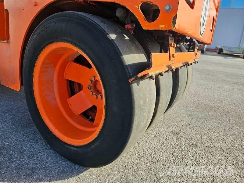 Bomag BW 100 AC-4 Kombine silindirler