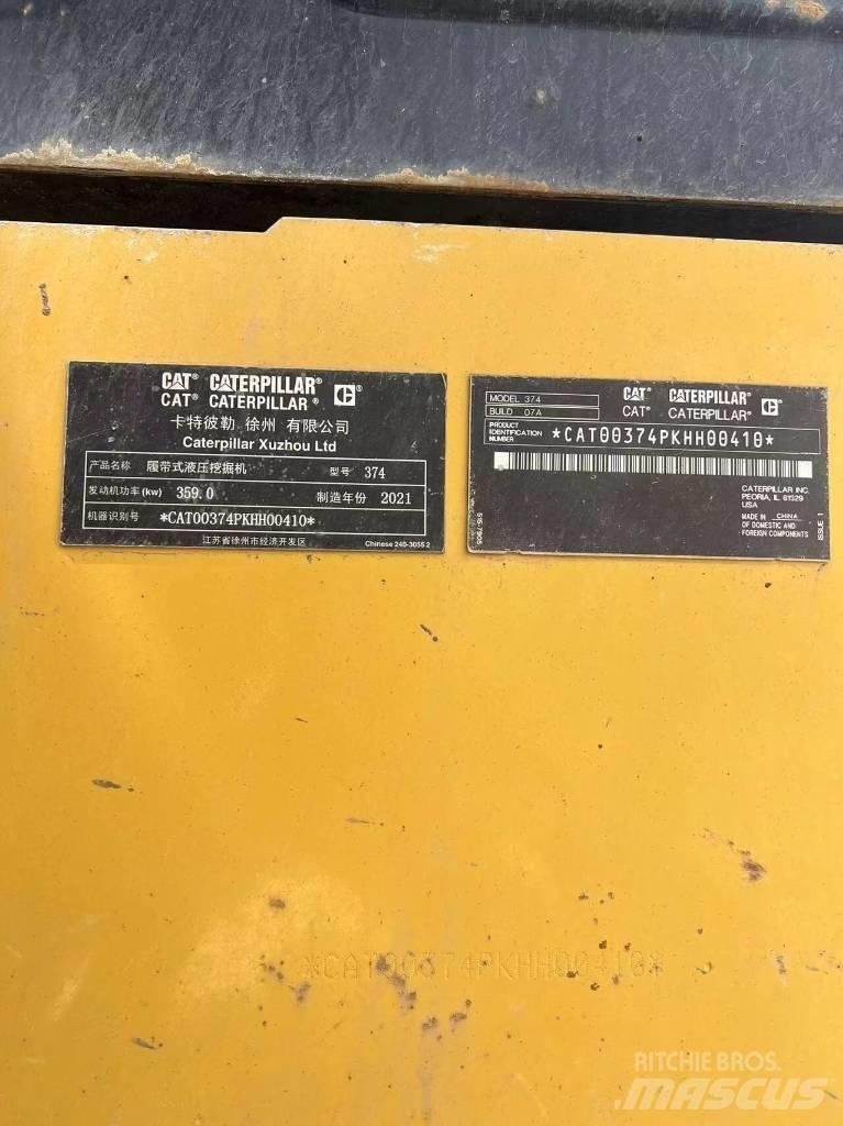 CAT 374 Paletli ekskavatörler