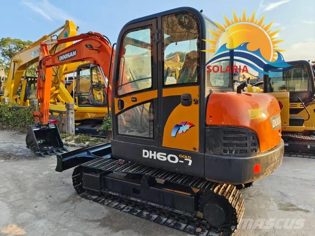 Doosan DH 60-7 Mini ekskavatörler, 7 tona dek