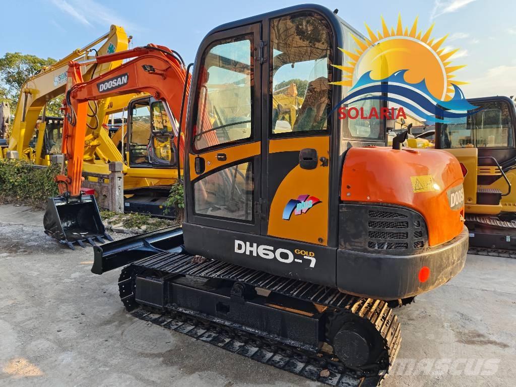 Doosan DH 60-7 Mini ekskavatörler, 7 tona dek