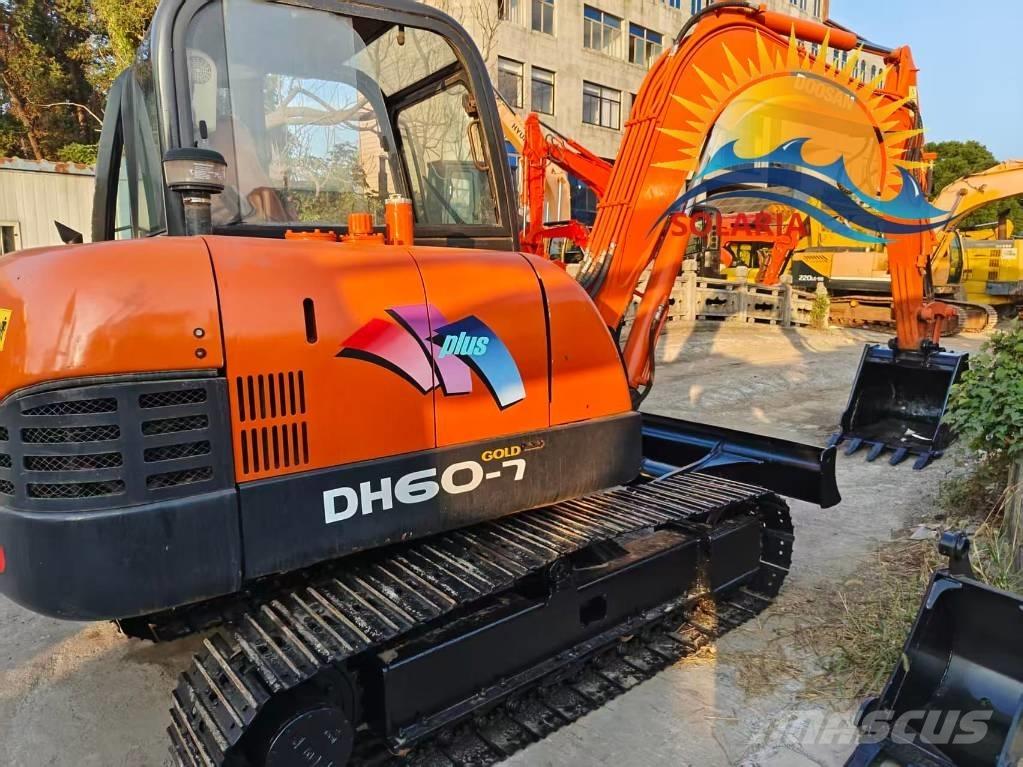 Doosan DH 60-7 Mini ekskavatörler, 7 tona dek