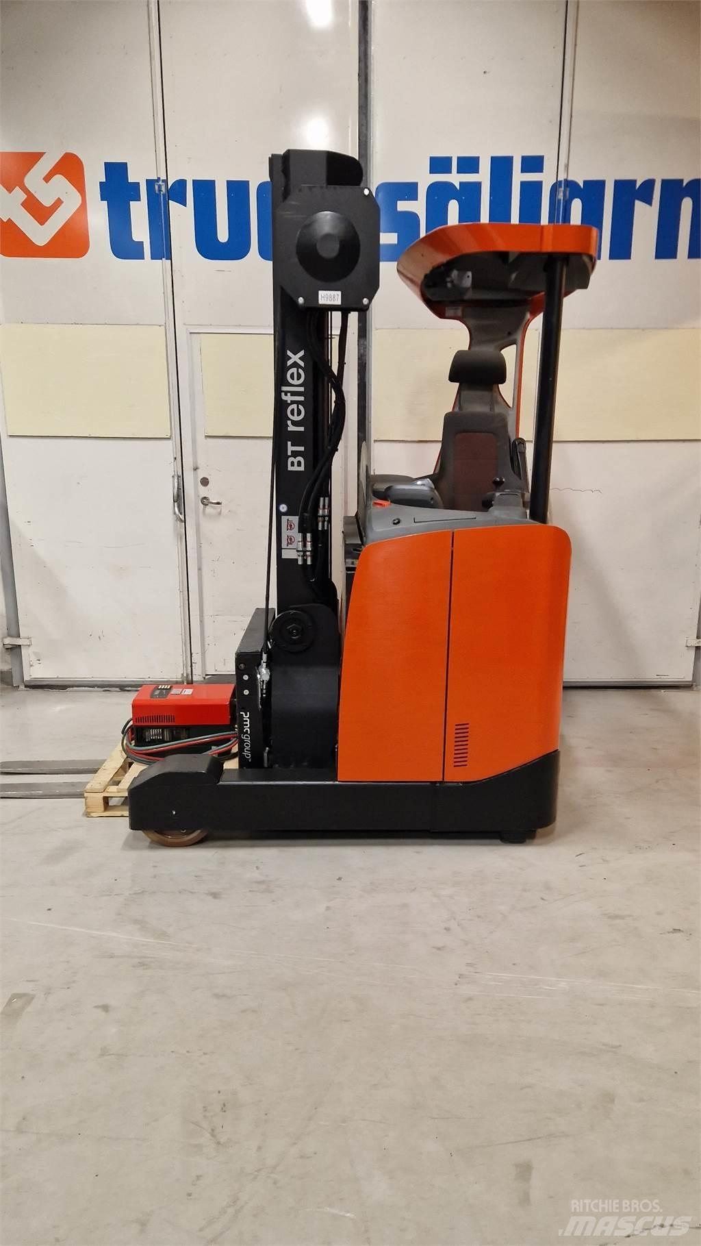 BT RRE140E Reach truck - depo içi istif araçları