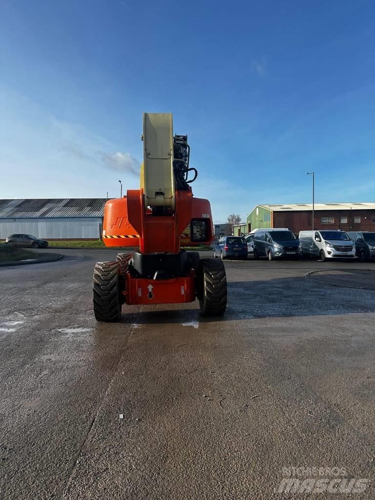 JLG 1250 AJP Körüklü personel platformları