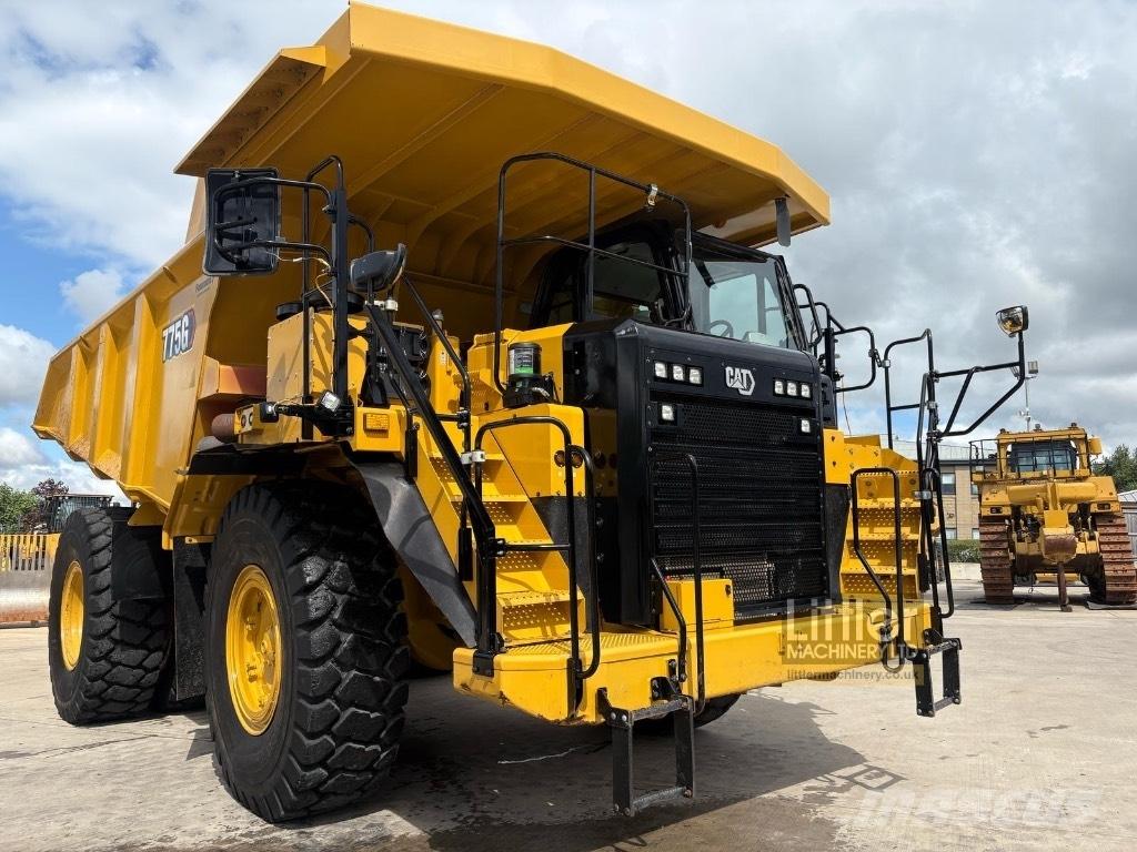 CAT 775 G Yol disi kaya kamyonu