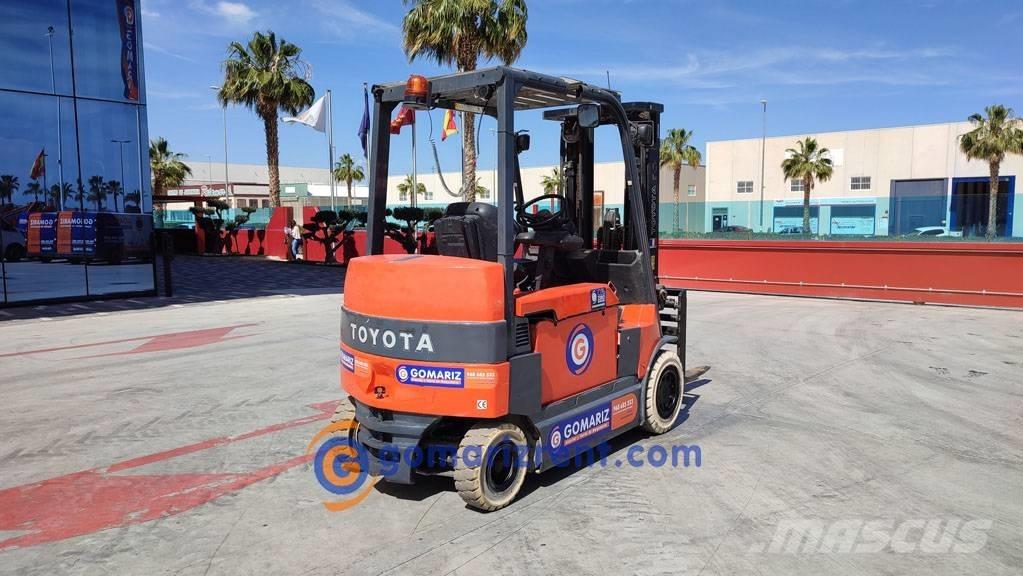 Toyota 7 FBM 30 Elektrikli forkliftler