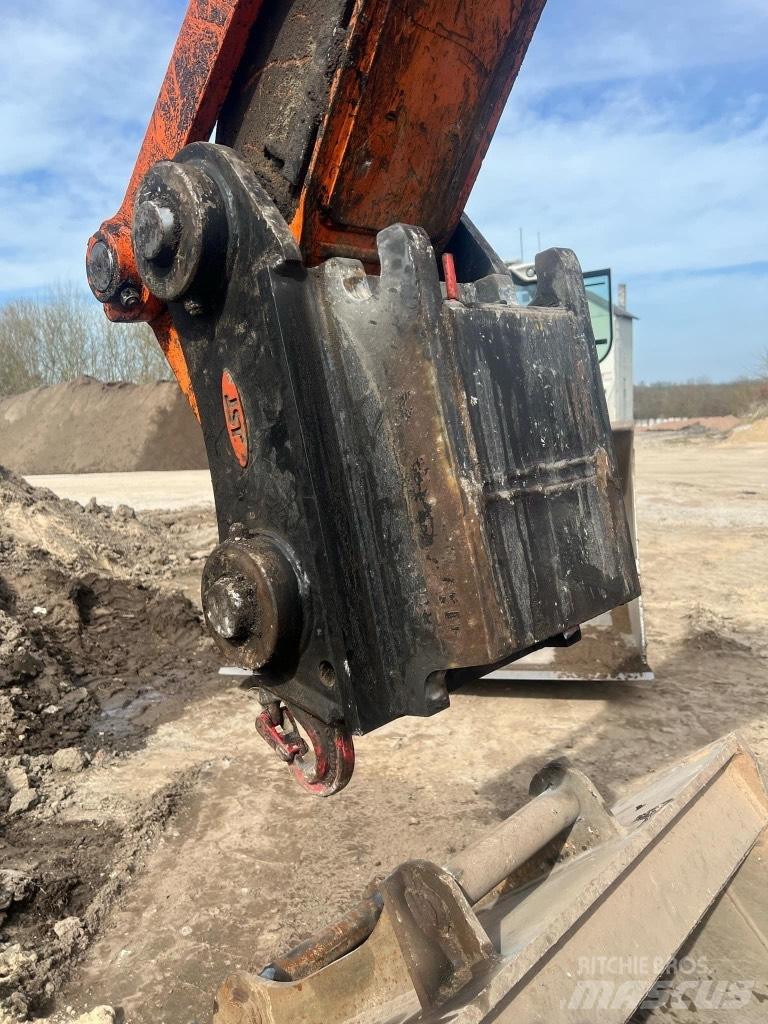 Doosan DX 180 LC-3 Paletli ekskavatörler