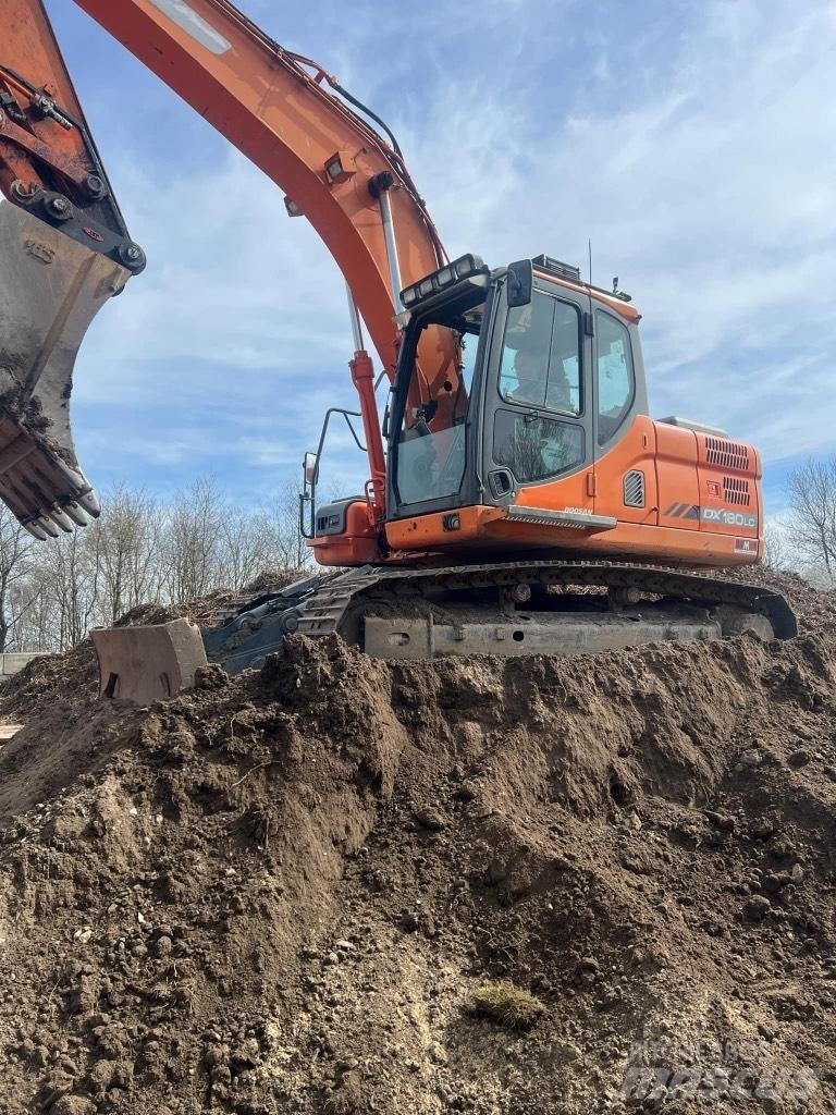 Doosan DX 180 LC-3 Paletli ekskavatörler