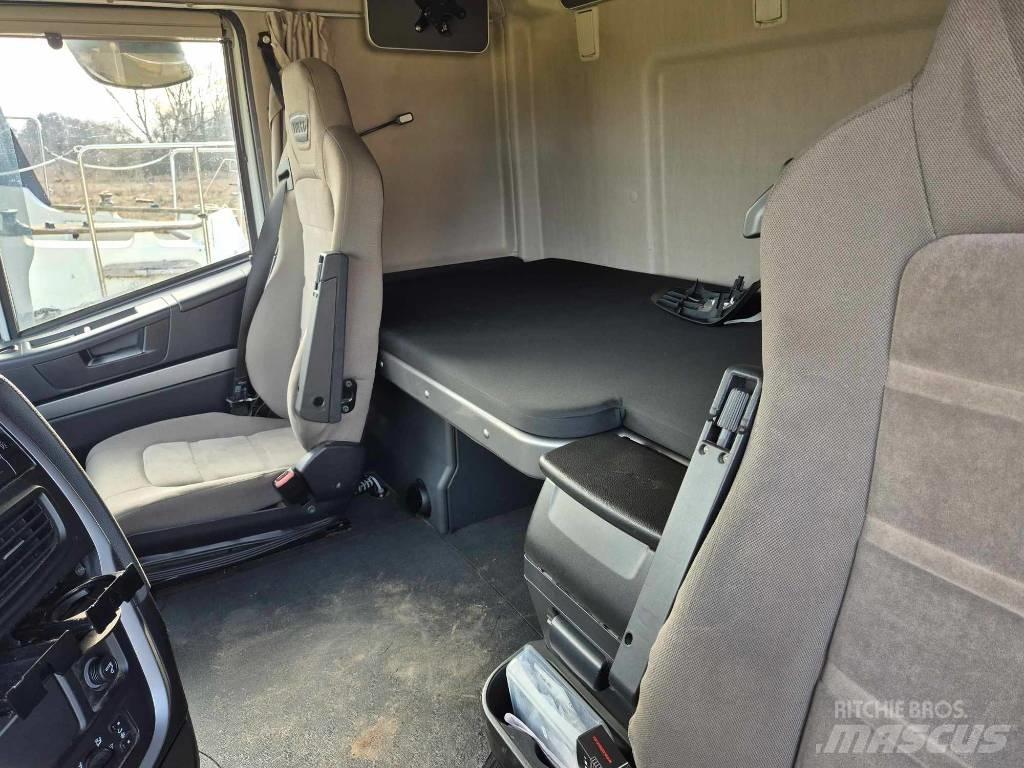Iveco Stralis 420 Düz Platformlu Oto Çekiciler/vinçli kamyonlar