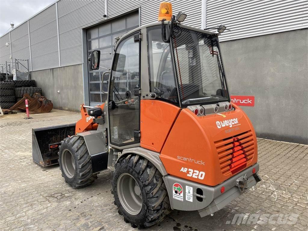 Weycor AR320 Cab Çok amaçlı yükleyiciler
