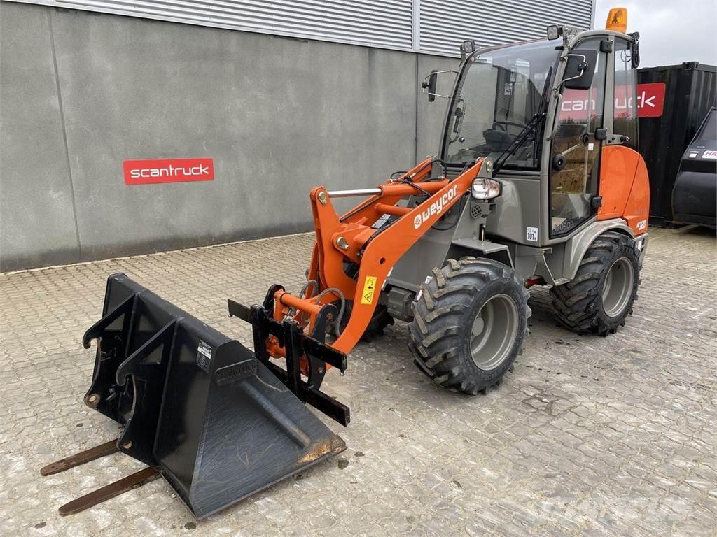 Weycor AR320 Cab Çok amaçlı yükleyiciler