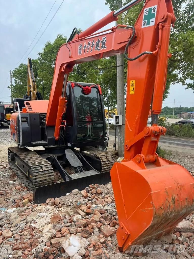 Hitachi ZX70 Midi ekskavatörler 7 - 12 t