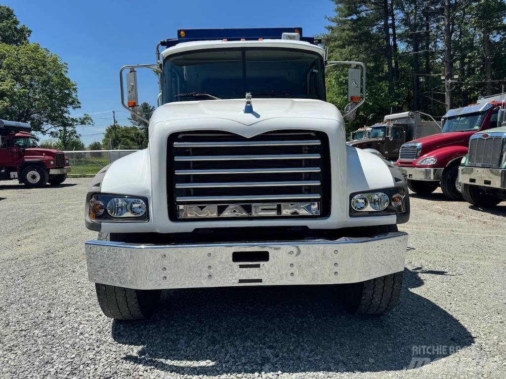 Mack GU 713 Damperli kamyonlar