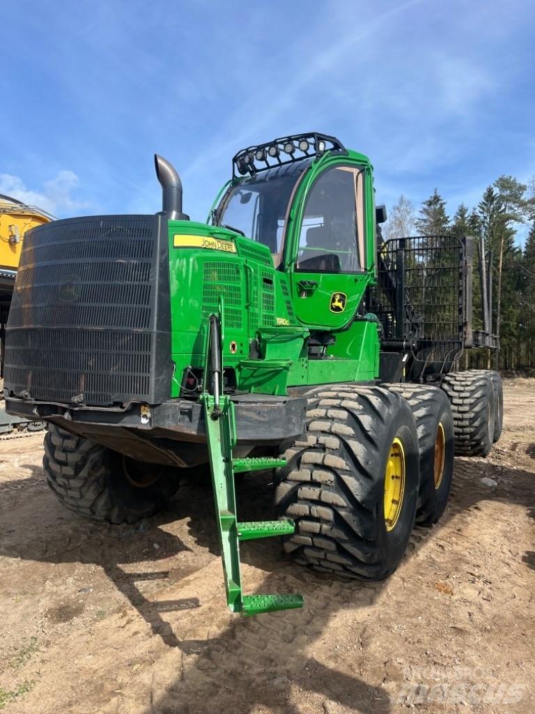 John Deere 1910g Tomruk yükleyici traktörler