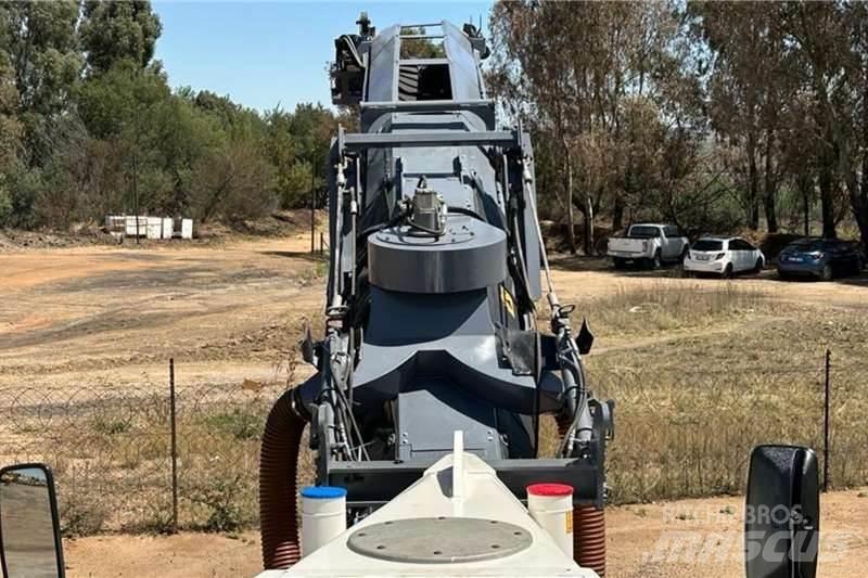 Wirtgen W100 Diger kamyonlar