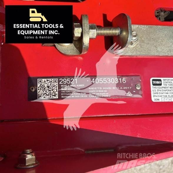 Toro 29521 Havalandırma makineleri ve tırmıklar