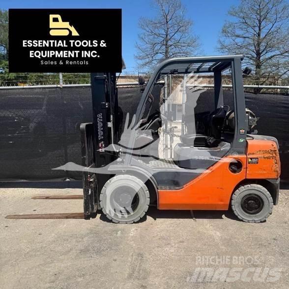 Toyota 8FGU25 Dizel forkliftler