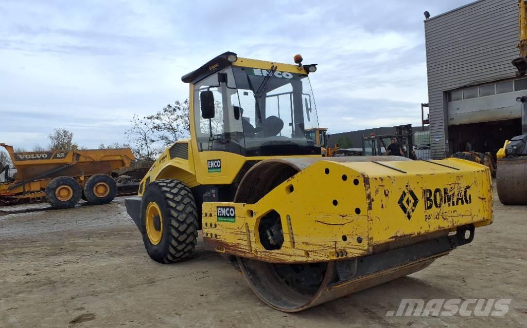 Bomag BW219D5 Sıkıştırma tokmakları