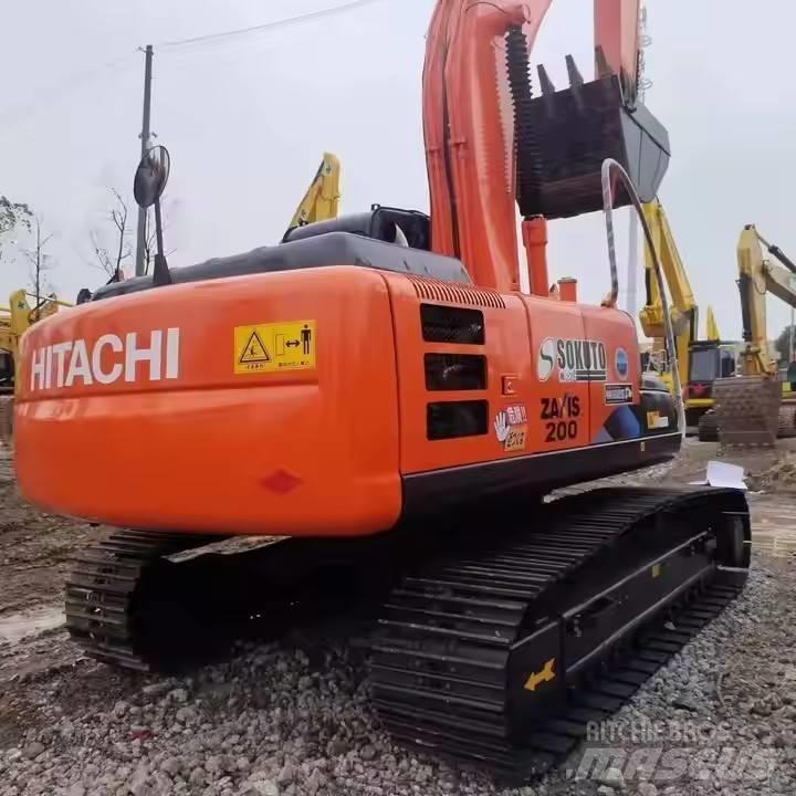 Hitachi ZX 200 Paletli ekskavatörler