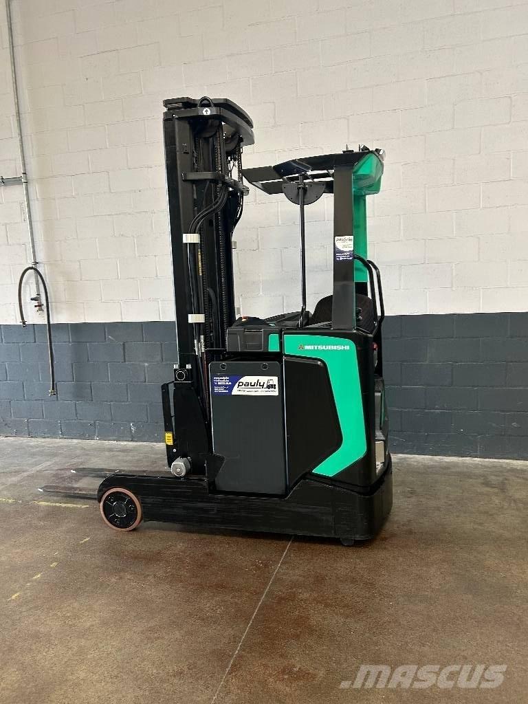 Mitsubishi RB 16N2C Reach truck - depo içi istif araçları
