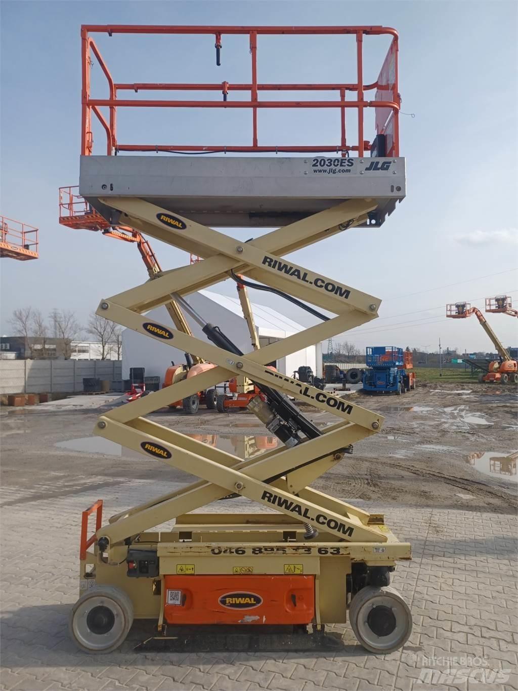 JLG 2030ES Makasli platformlar