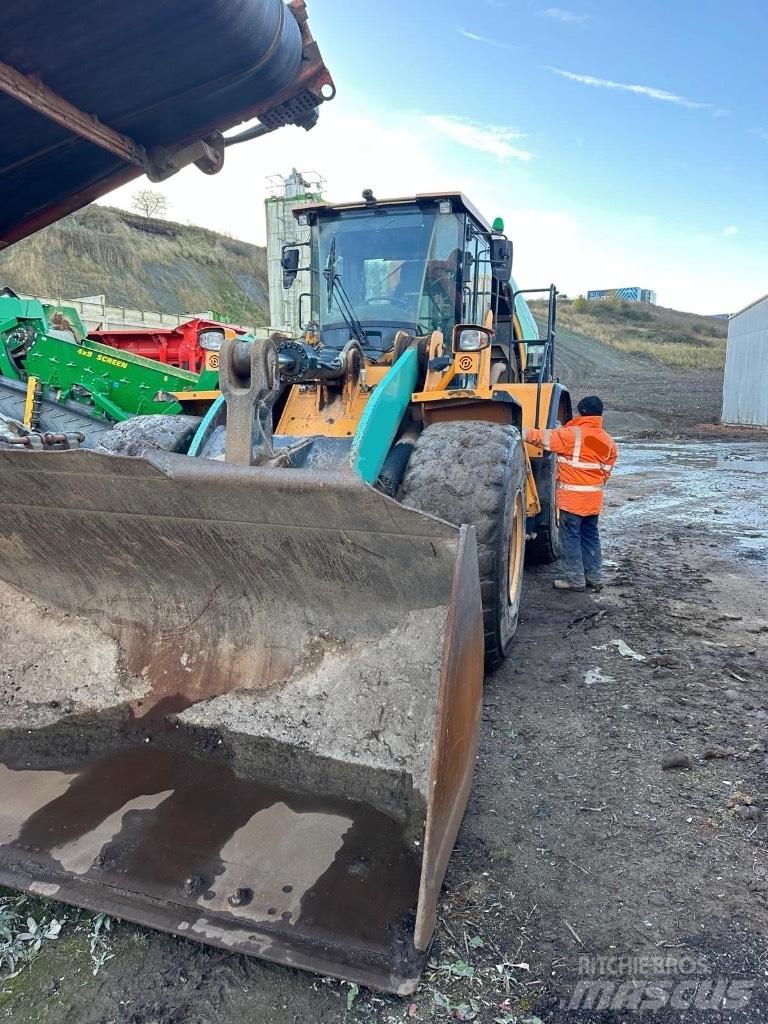 Hyundai HL970A Tekerlekli yükleyiciler