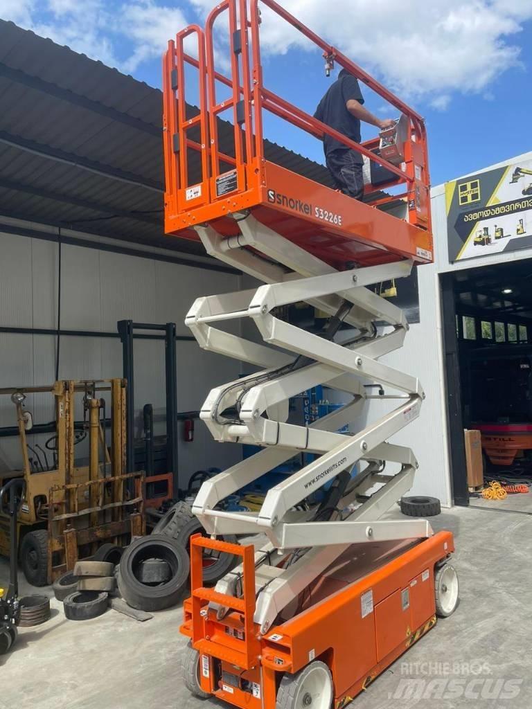 Snorkel S 3246 E Makasli platformlar