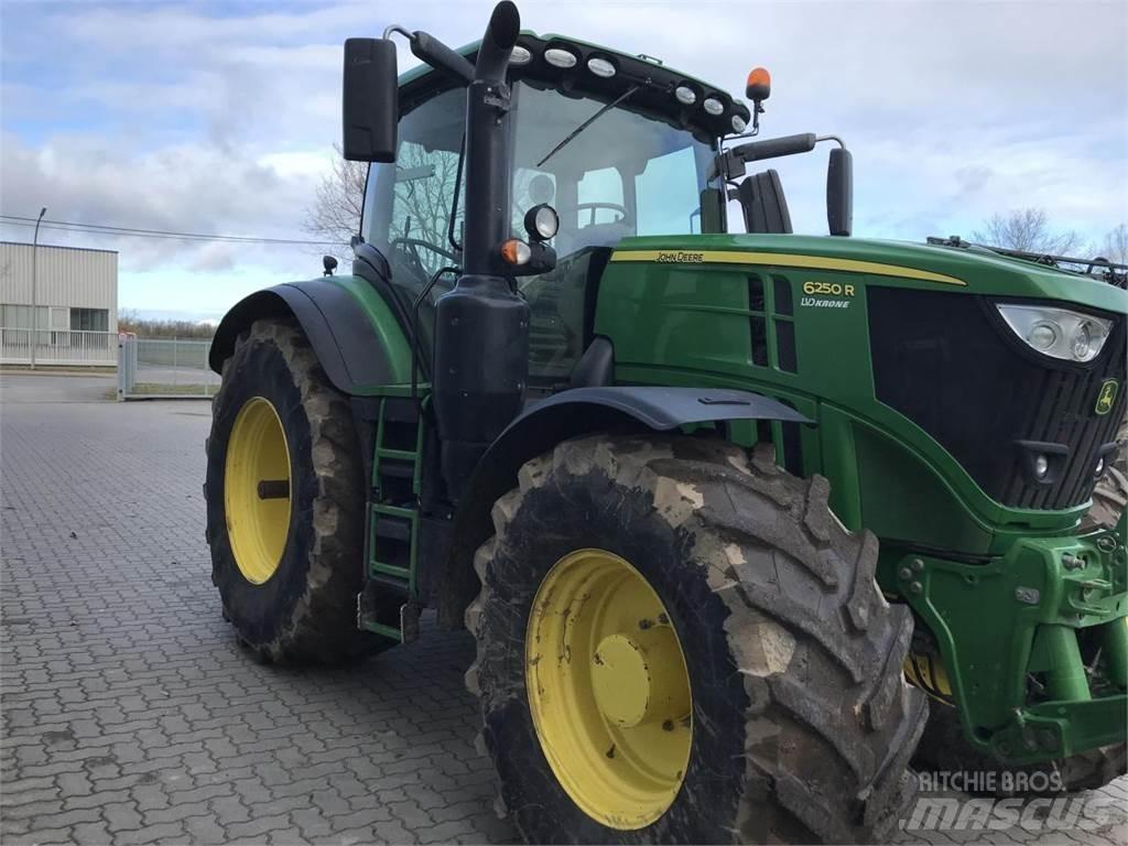 John Deere 6250R Traktörler
